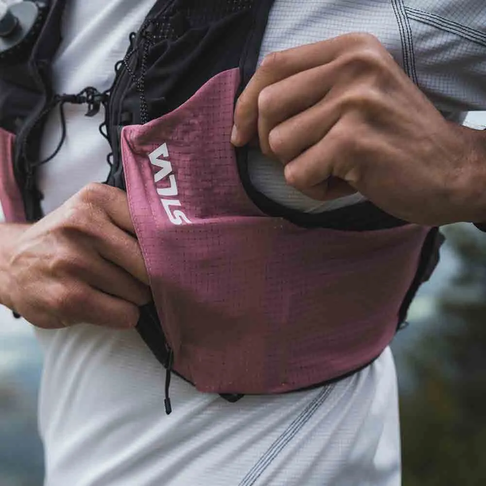 / Strive Fly Vest