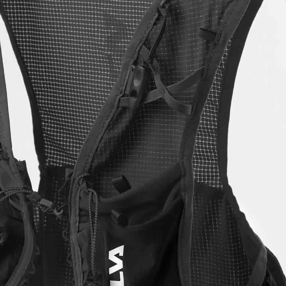/ Strive Fly Vest