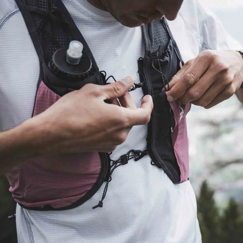 / Strive Fly Vest