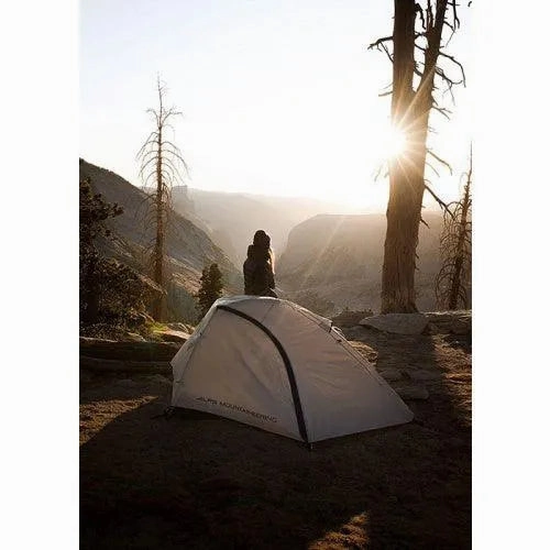 ALPS Mountaineering | Zephyr 3-Person Tent