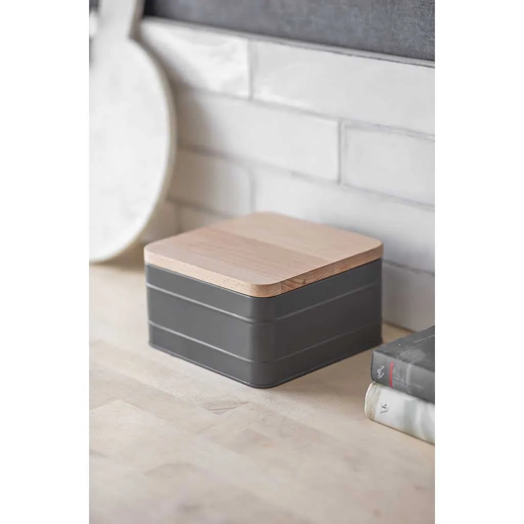 Borough Cake Tin | SMALL DEFECT SALE