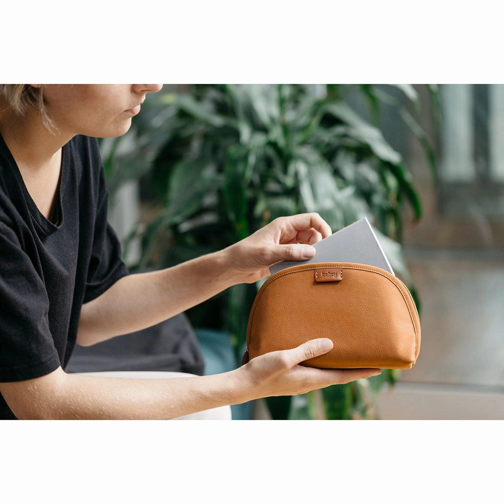 Classic Pouch