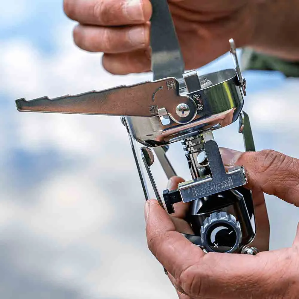  Compact Camp Stove