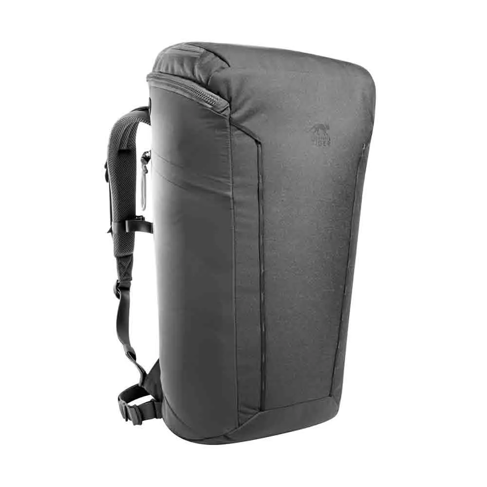  Companion 30L