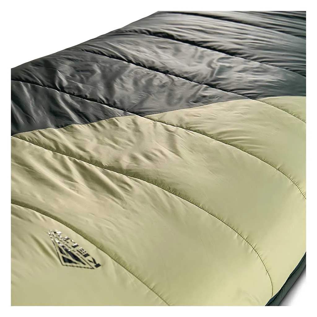 Cosmic Synthetic 20F Sleeping Bag | Women's