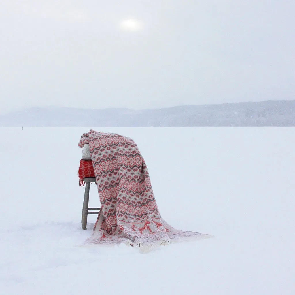 Dalarna Rd Wool Blanket
