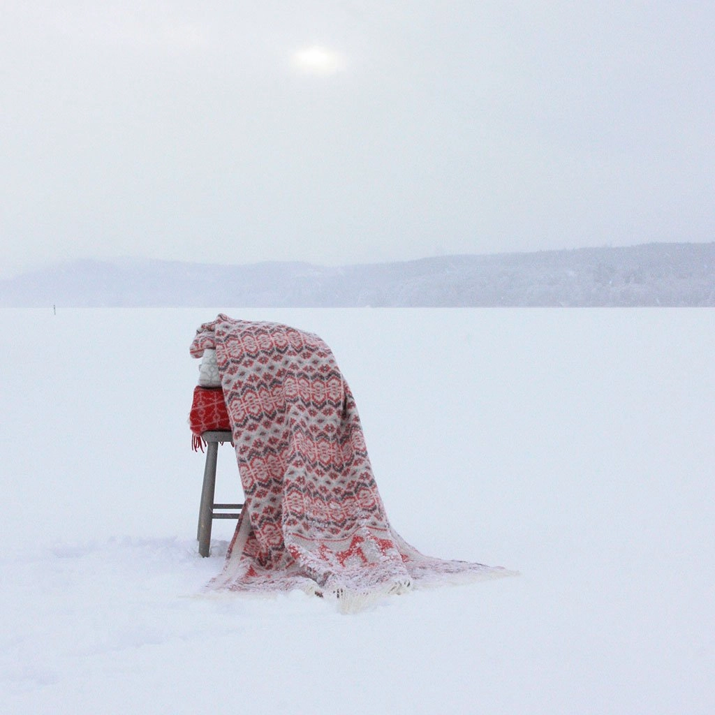 Dalarna Rd Wool Blanket