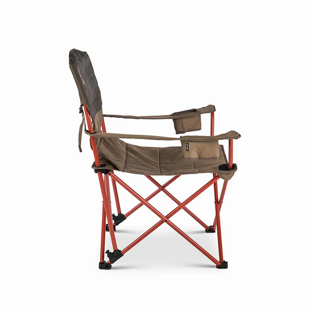 Deluxe Lounge