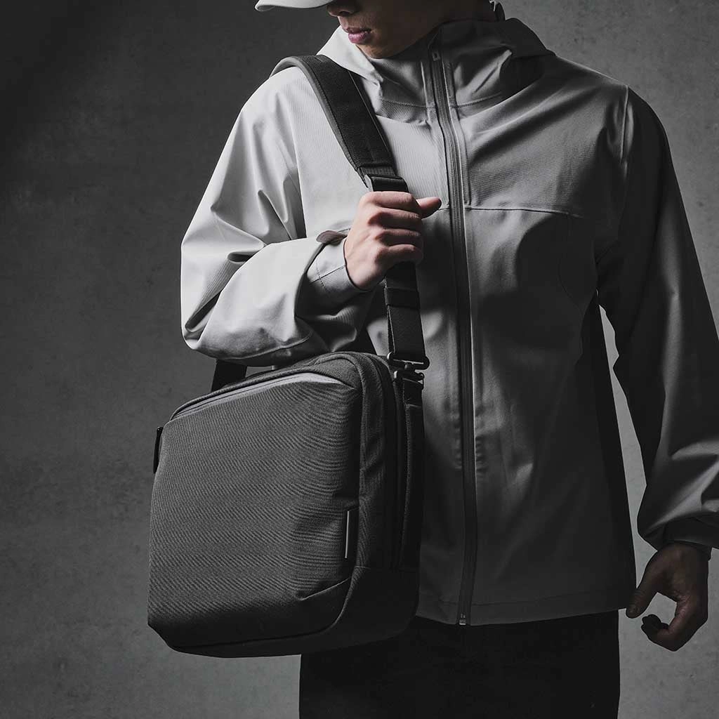 Elements Tech Brief Pro