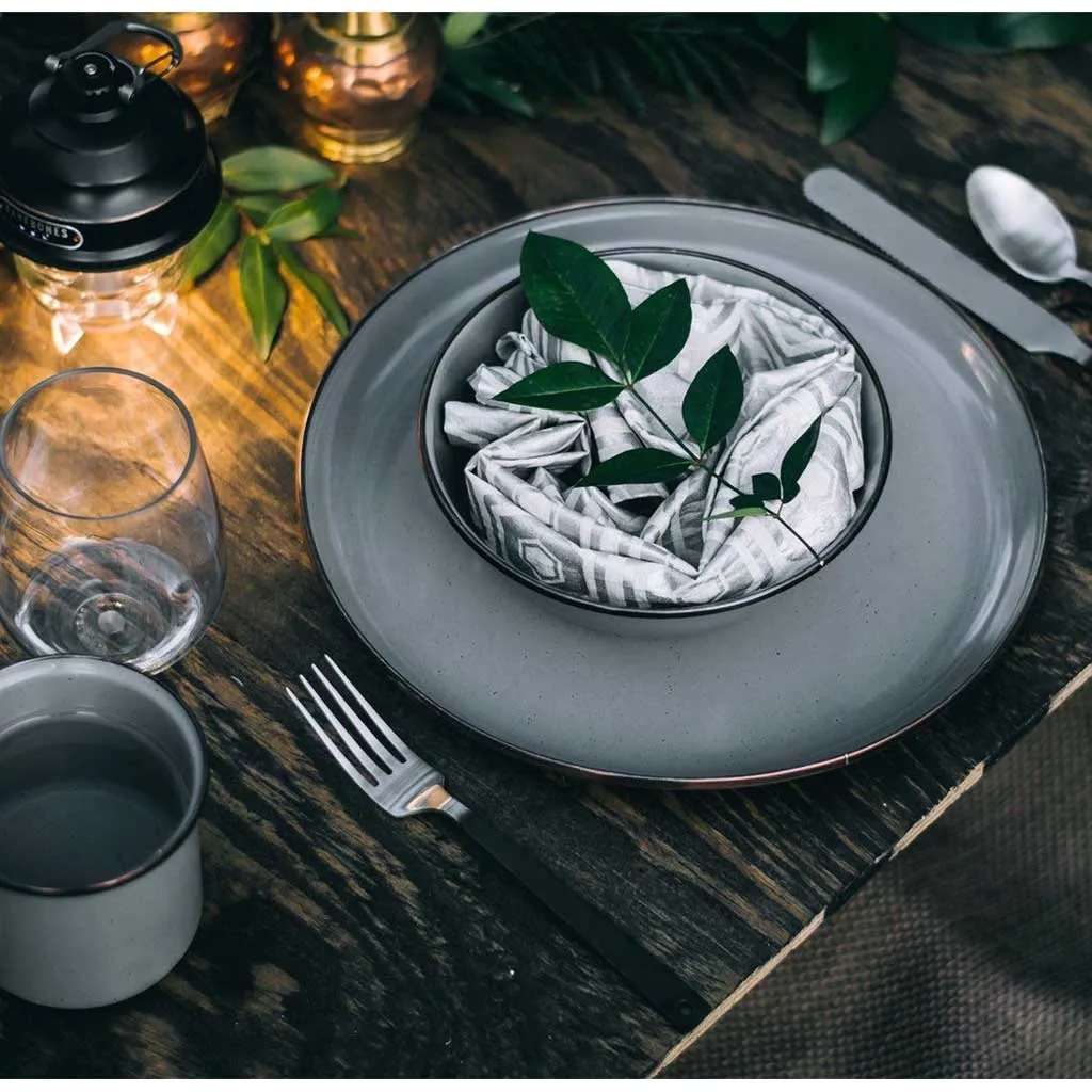 Enamel Plates | Set of 2