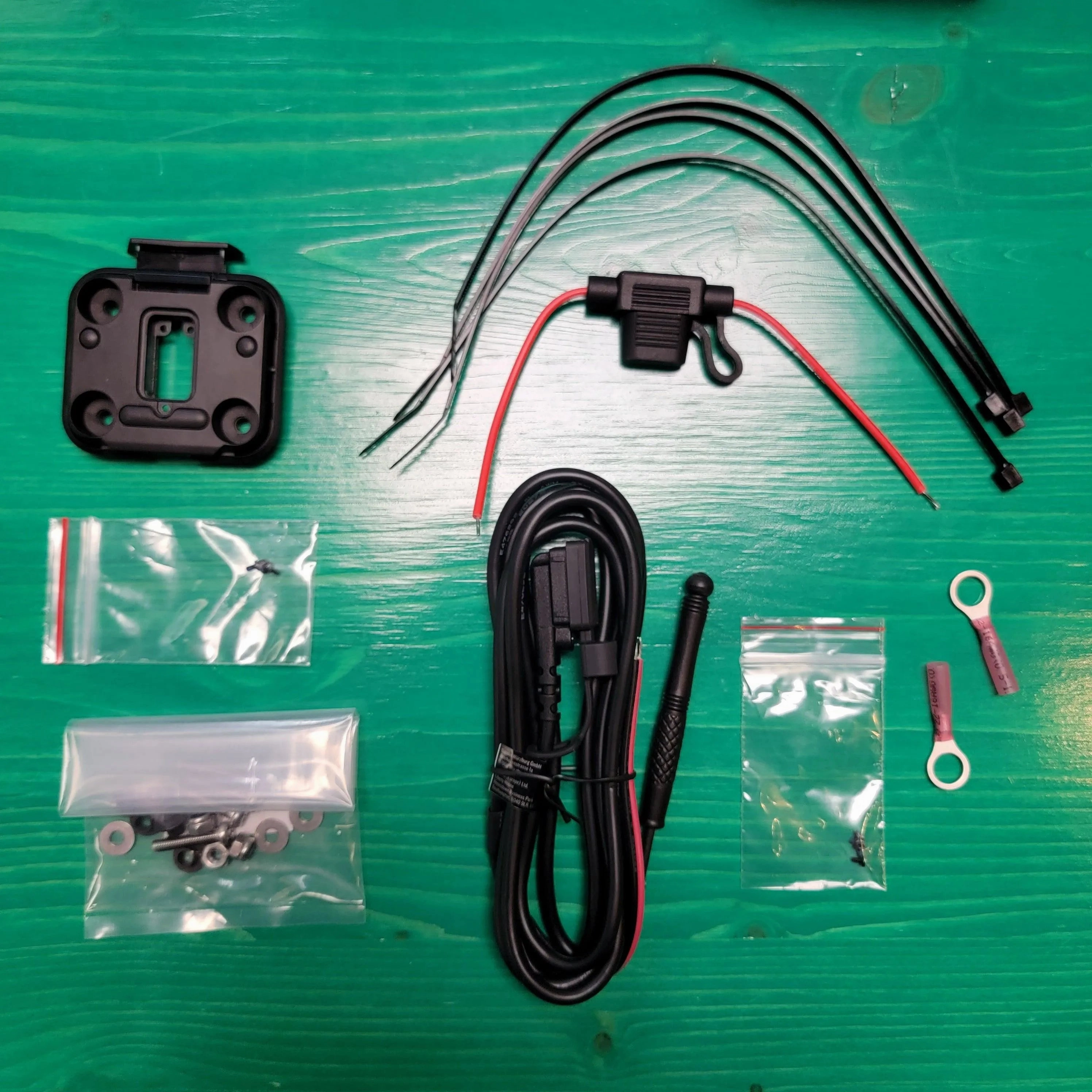 Garmin | Motorcycle Power Cable   Mount for zmo XT2