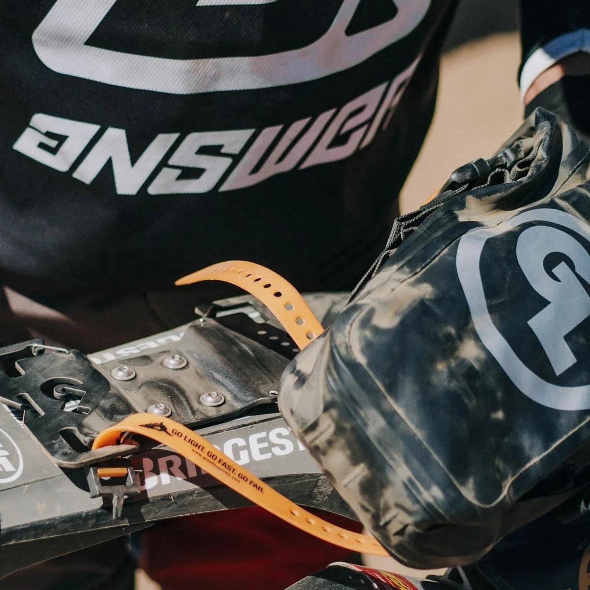 Giant Loop | Tail Rack