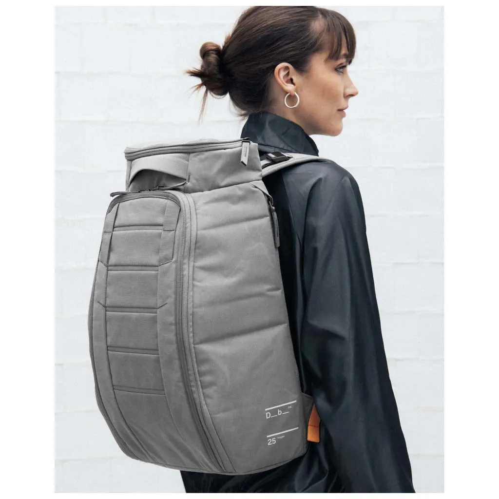 Hugger Backpack 25
