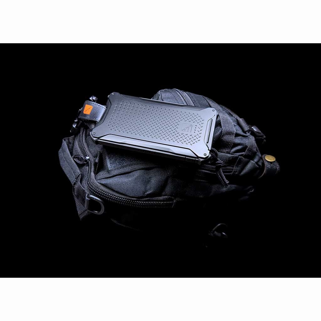 Poseidon Pro Indestructible Charger