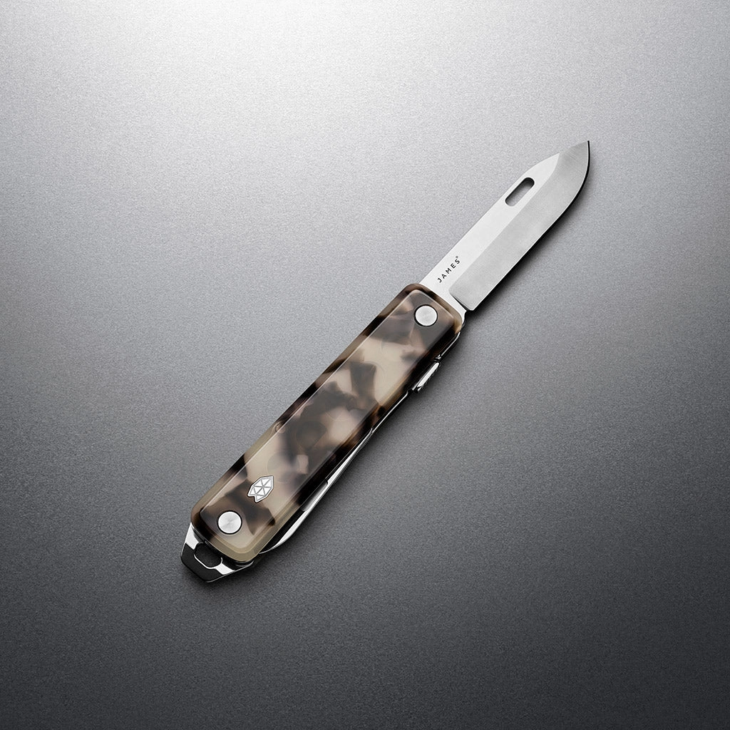 The Ellis | Scissors | Straight Blade