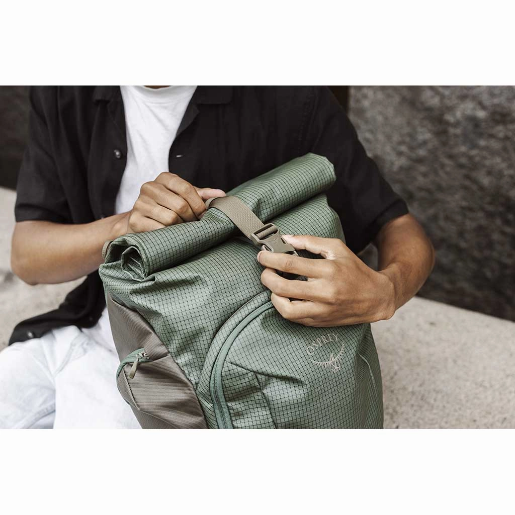Transporter Roll Top Pack