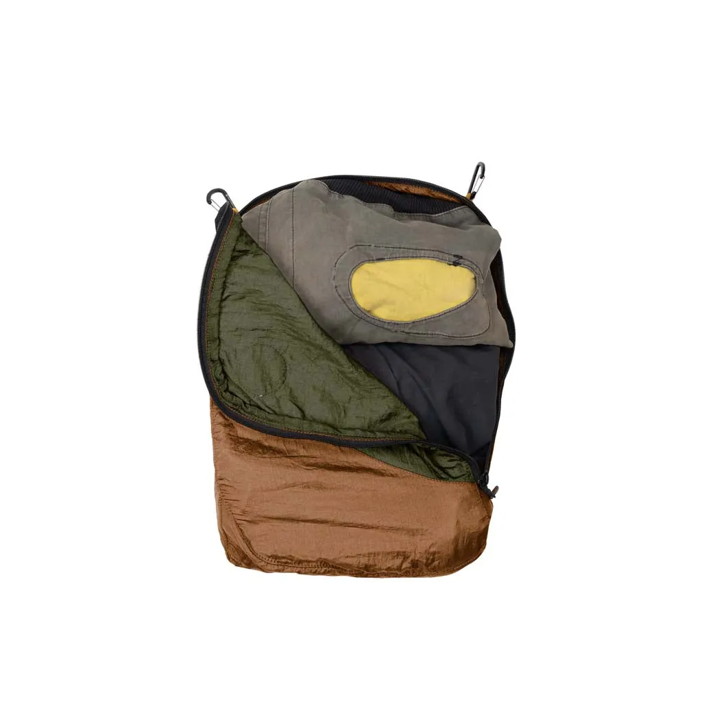 Travel Cube