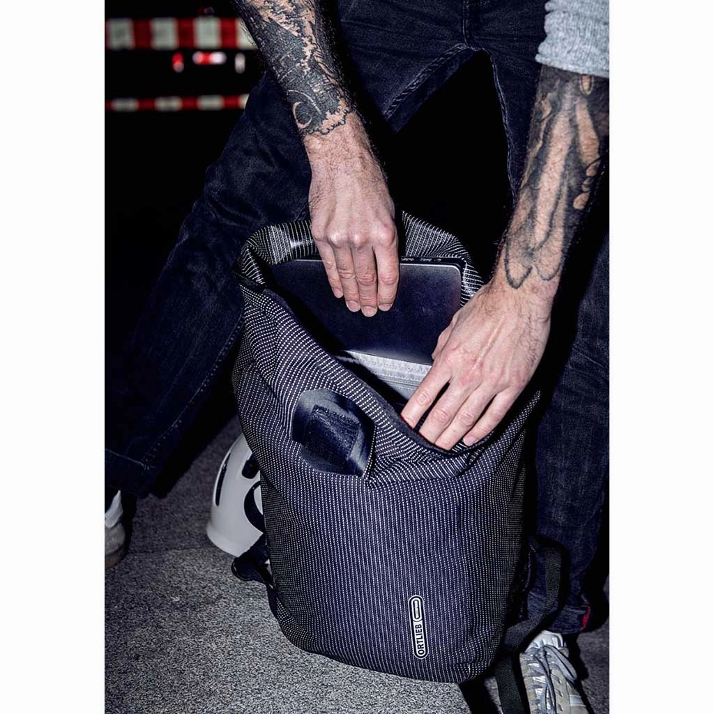 Velocity 23L | High Visibility Reflective