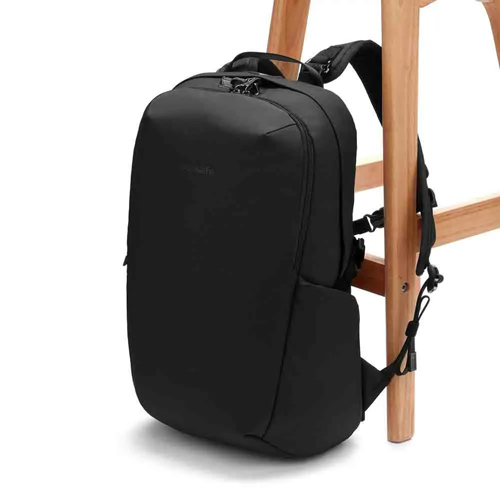  Vibe 24L Backpack