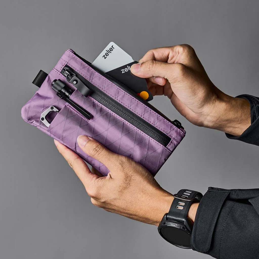 Zip Clutch