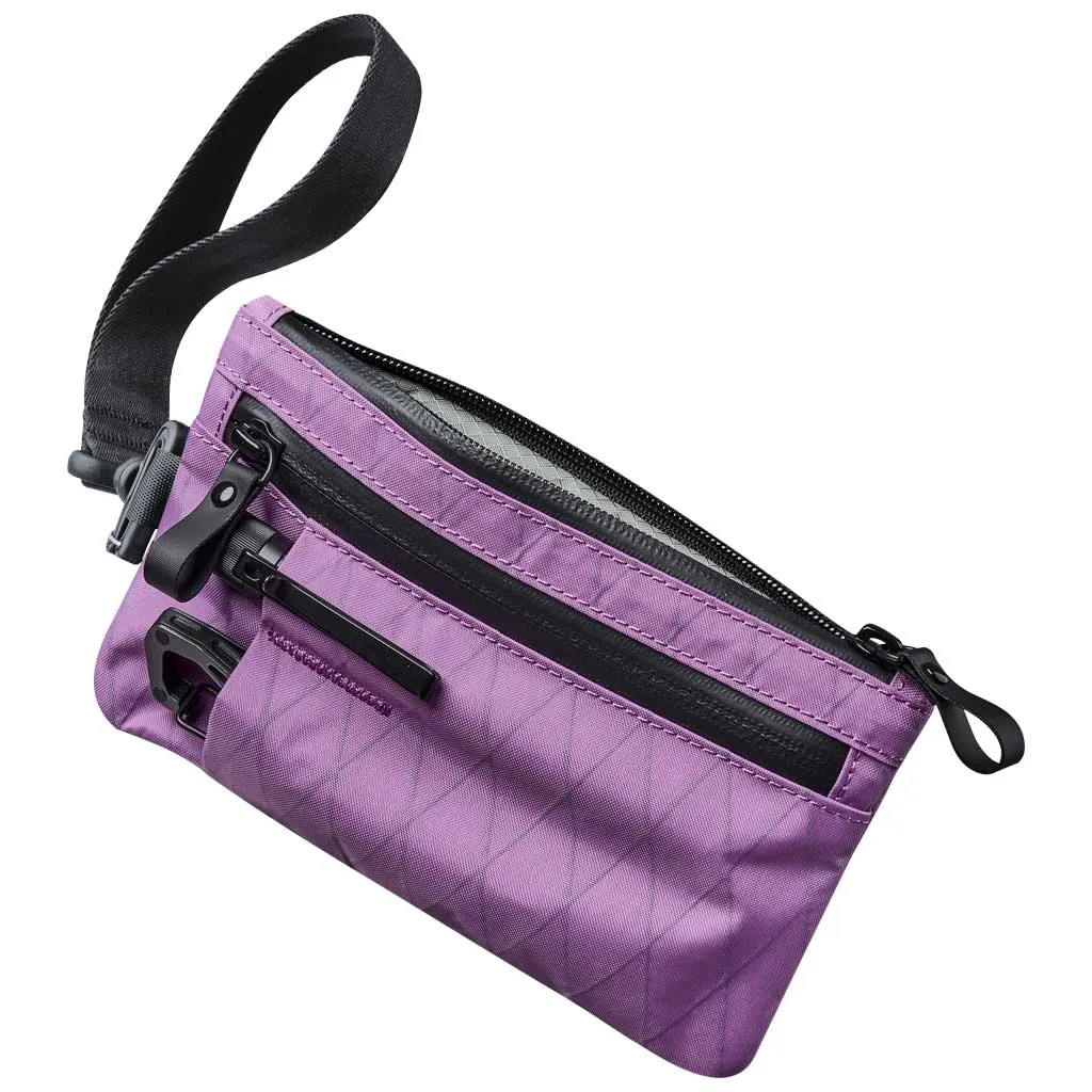 Zip Clutch