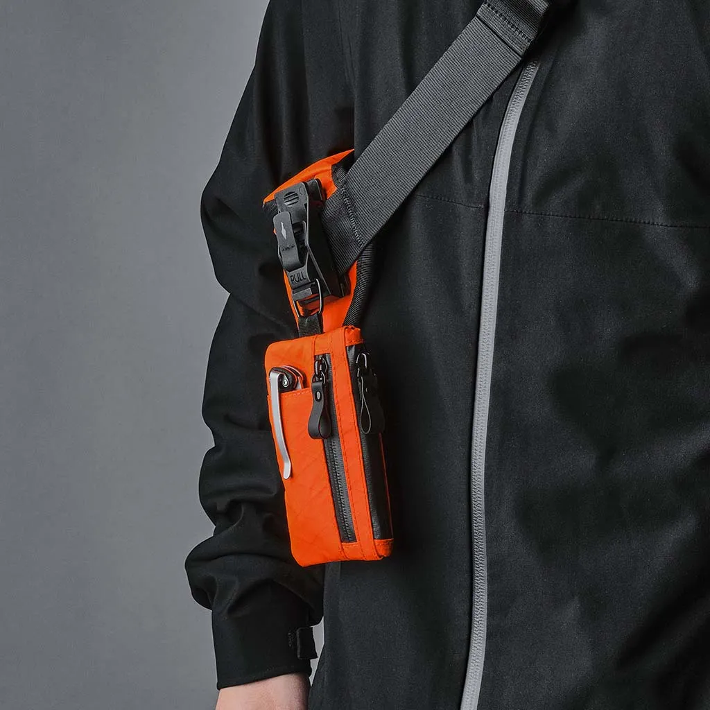 Zip Clutch