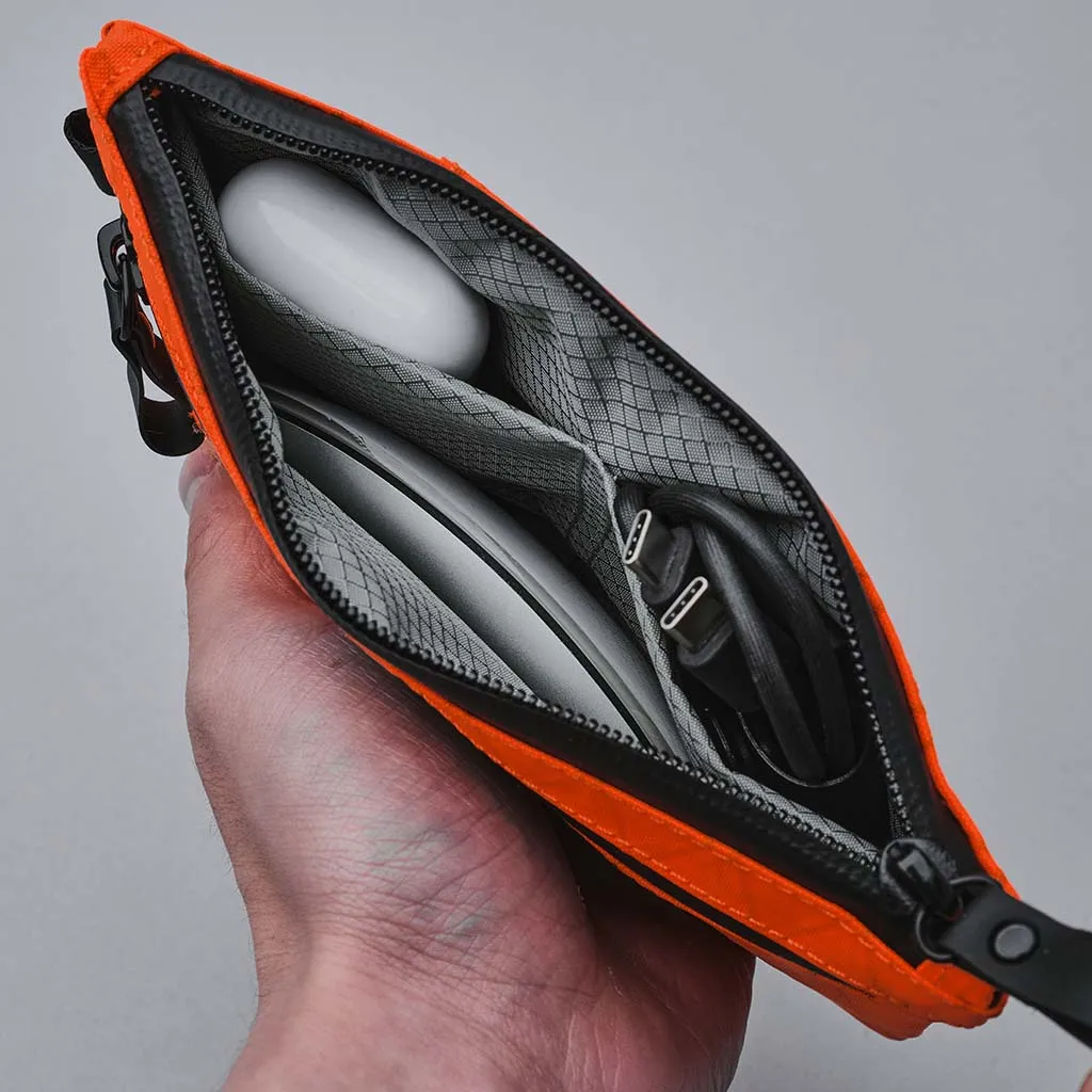 Zip Clutch