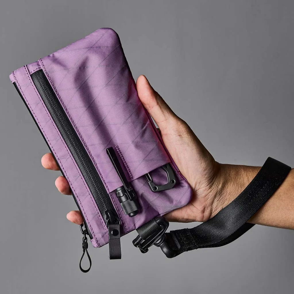 Zip Clutch