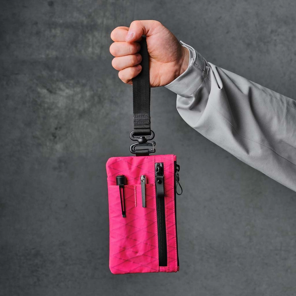 Zip Clutch
