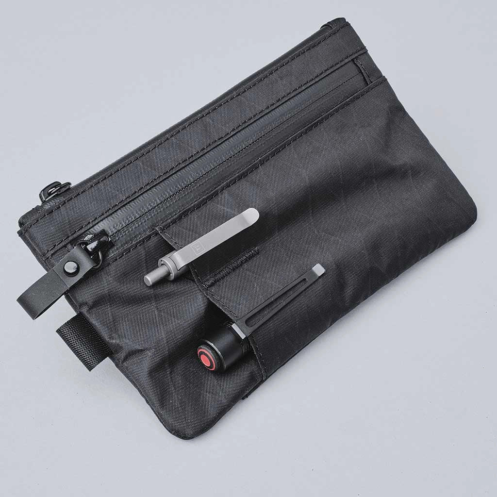 Zip Clutch