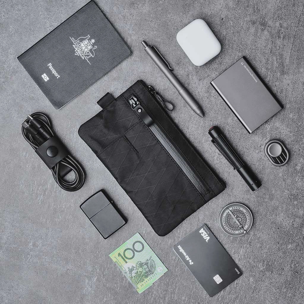 Zip Clutch